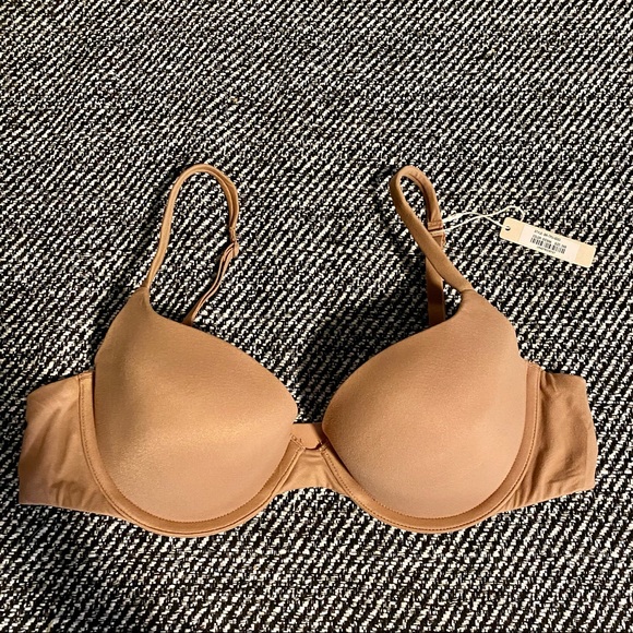 Skims Fits Everybody Tshirt Push Up Bra 